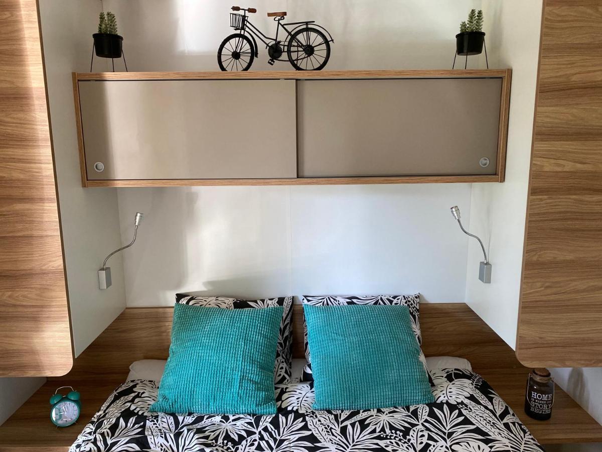 Mobile Home Biondina Camp Porton Nature Hideouts Rovinj Exterior foto